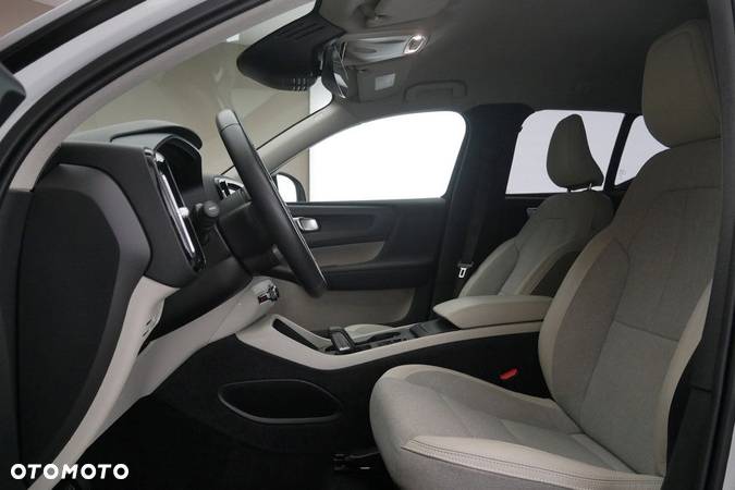 Volvo XC 40 - 12