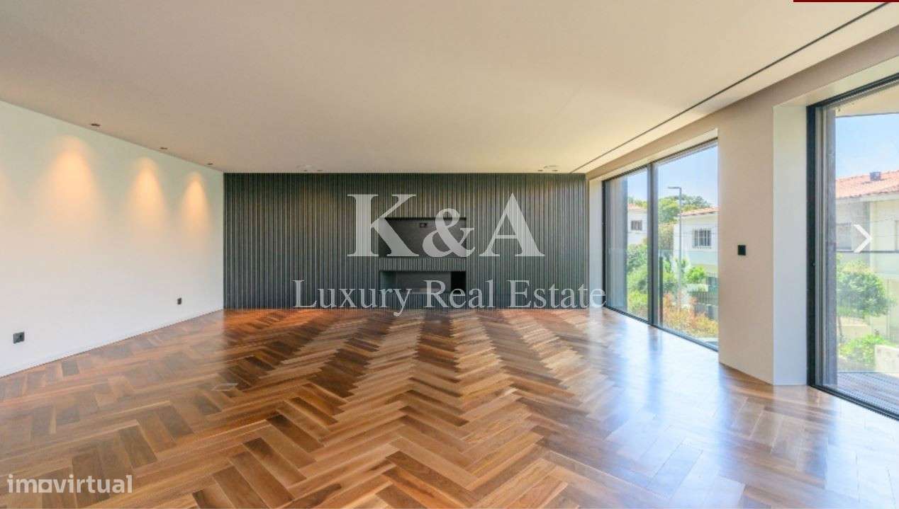 Apartamento T4 com  acabamentos de luxo.-2