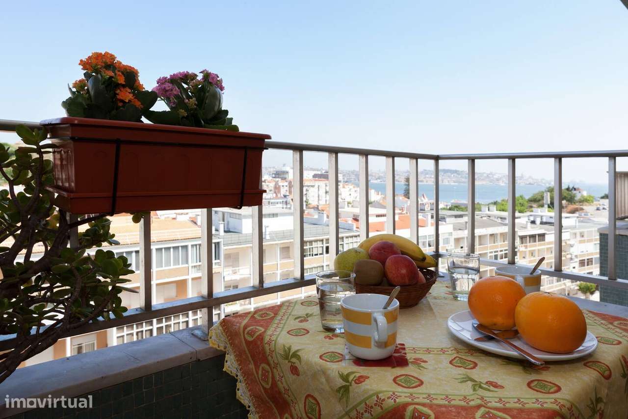 APTO T1+1, 2 ASSOALHADAS - CACILHAS, VISTA PANORÂMICA - Grande imagem: 4/23