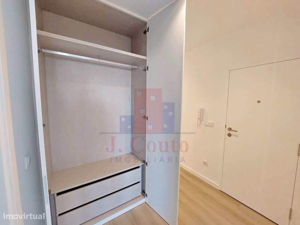 Apartamento T2 em Caldas da Rainha-17