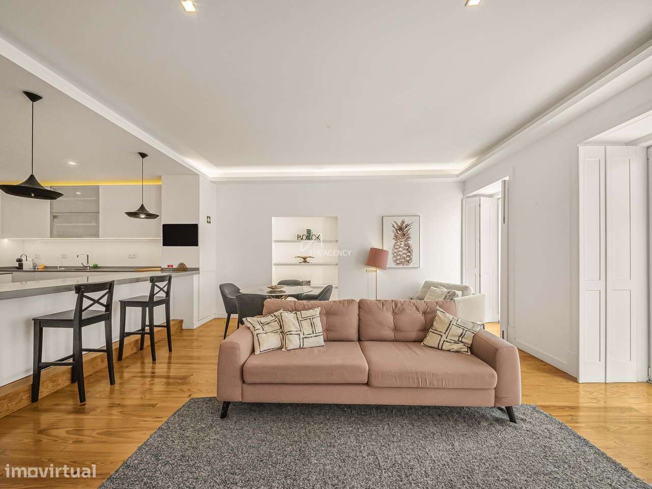 Apartamento T2 de Luxo com 160 m² Renovado no Bairro Alto/Chiado – Cor - Grande imagem: 2/18