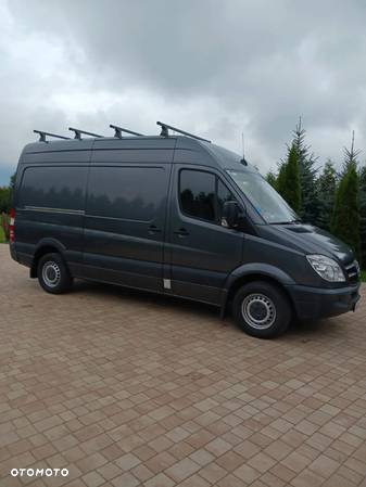 Mercedes-Benz Sprinter - 2