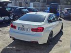 BMW 330 e iPerformance Pack M Shadow - 3