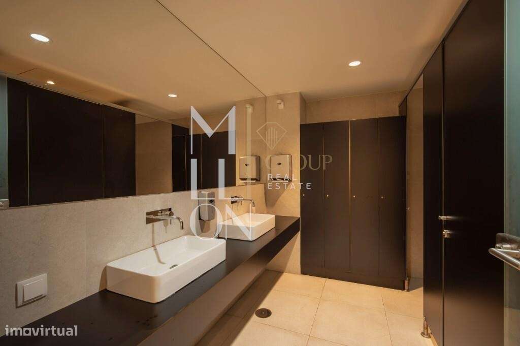 Apartamento em condominio com piscina - Avenida Liberdade-29