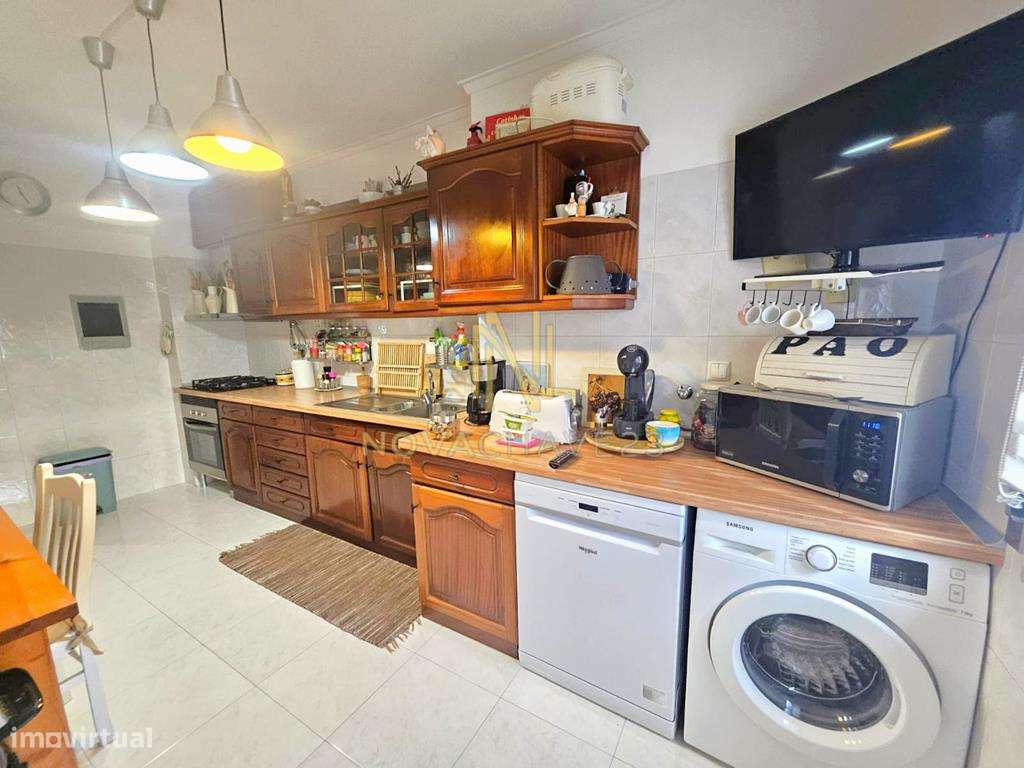 Apartamento T2 na Quinta da Barroca – Agualva-Cacém-8