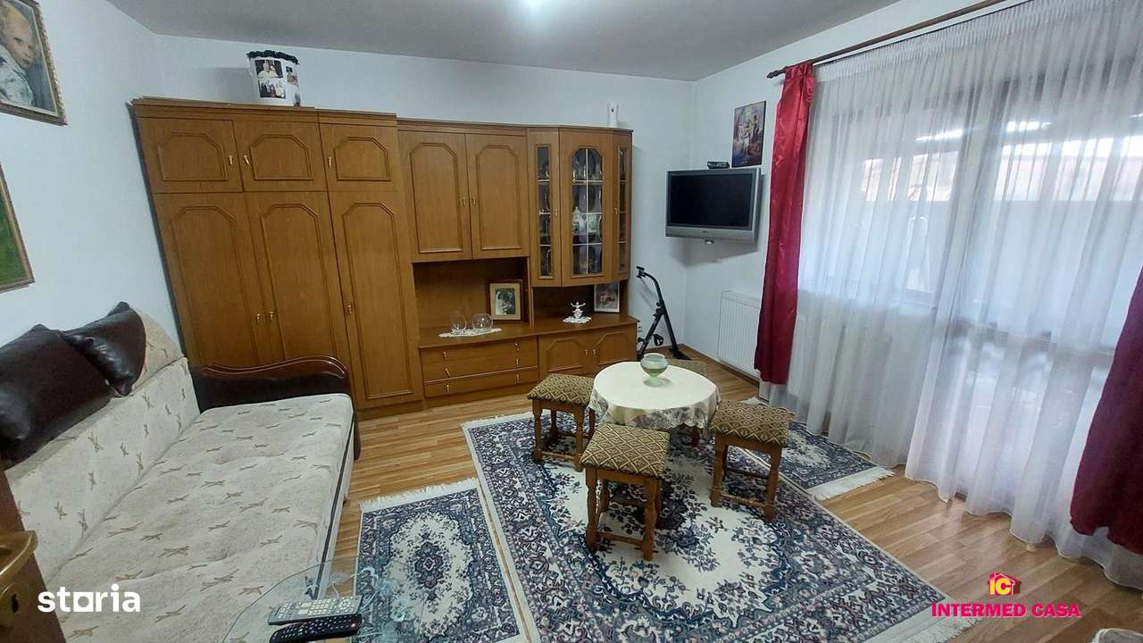 Casa 7 camere zona Selimbar-4