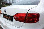 Volkswagen Jetta 1.2 TSI Match - 11