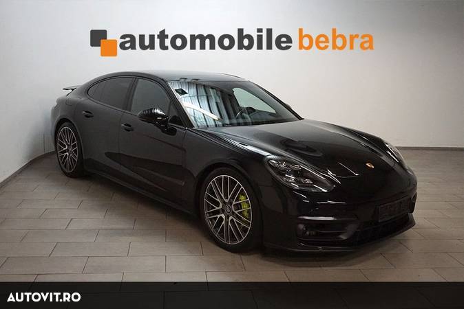 Porsche Panamera - 4