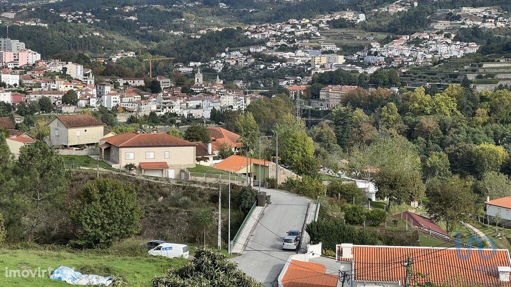 Terreno em Porto de 1955,00 m2