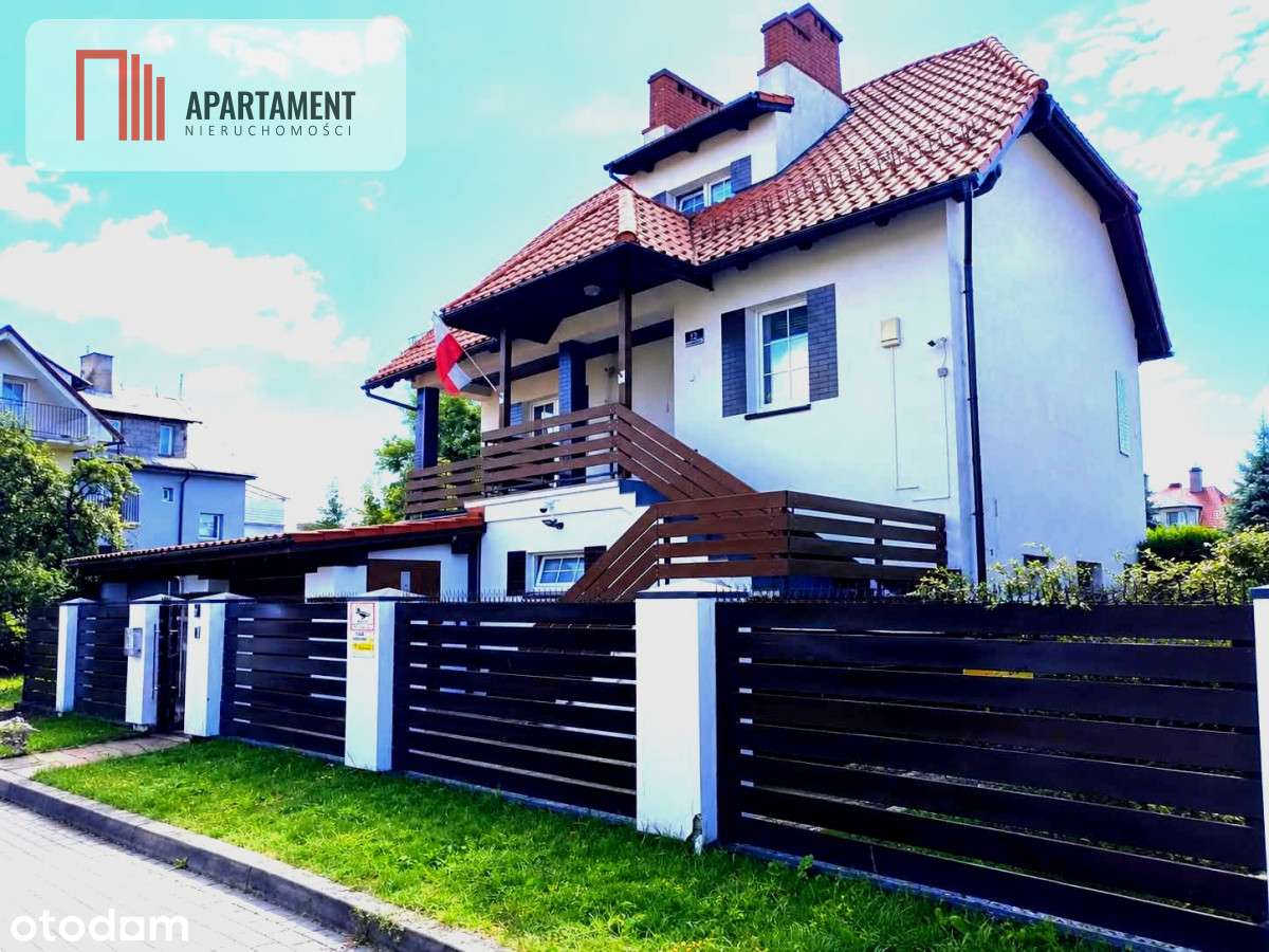 Dom na sprzedaż, 8 pokoi, 210 m², Darłowo