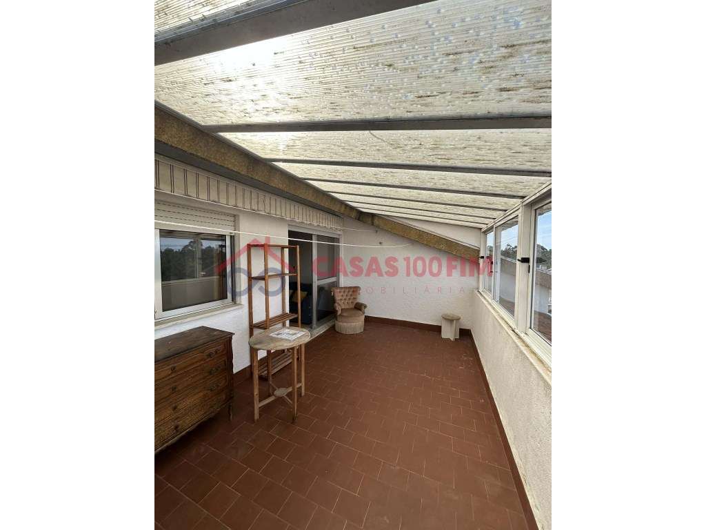 Apartamento T2 + 1-5