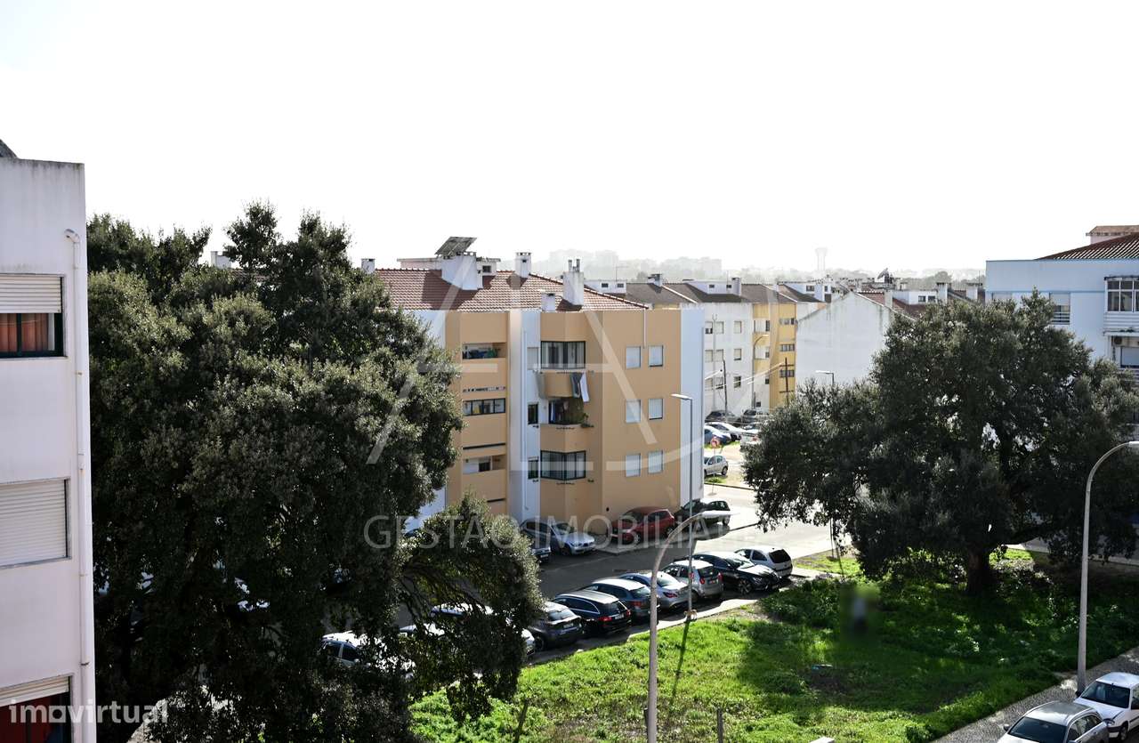 EXCELENTE APARTAMENTO T3 EM ALHOS VEDROS-23