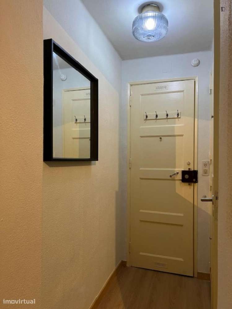 Apartamento com 1 quartos - localizado em Arroios Lisbon - Grande imagem: 2/9