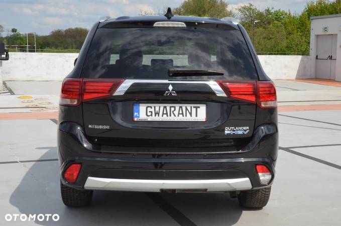 Mitsubishi Outlander PHEV Instyle NAVI + - 15