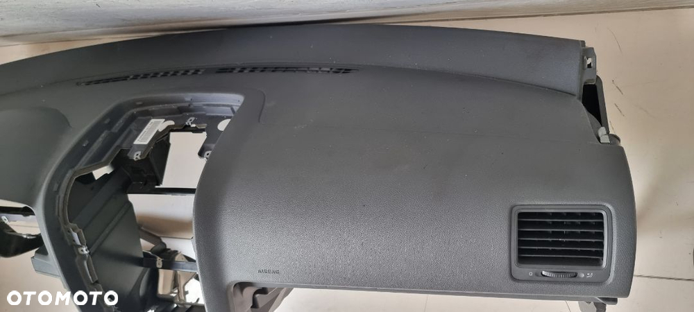 Deska rozdzielcza air bag konsola VW GOLF 5 V 1K1 - 4