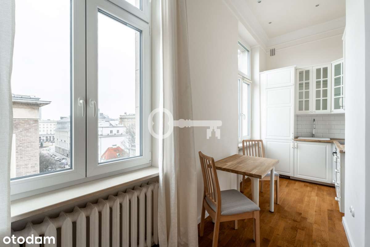 Klasyczne | Winda | Doskonała lokalizacja - Pełny obrazek: 4/5