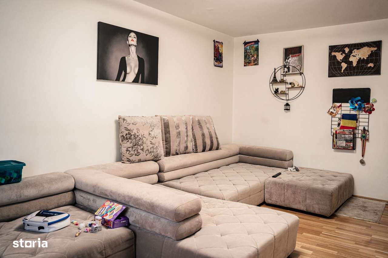 Apartament de 2 camere, decomandat, zona Cug-0