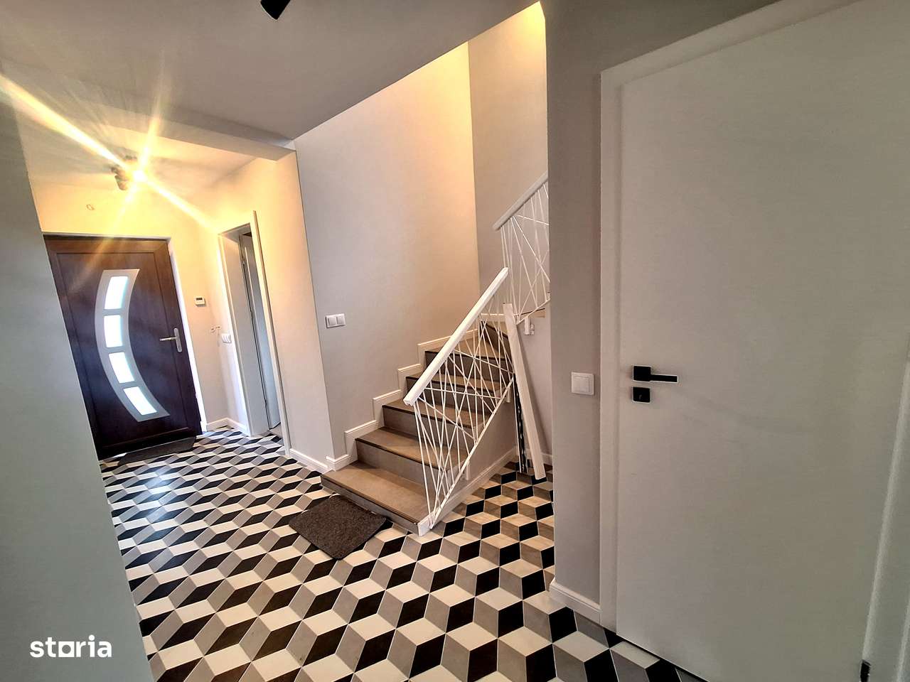De vanzare casa single 5 camere 2 bai in Cisnadie-7