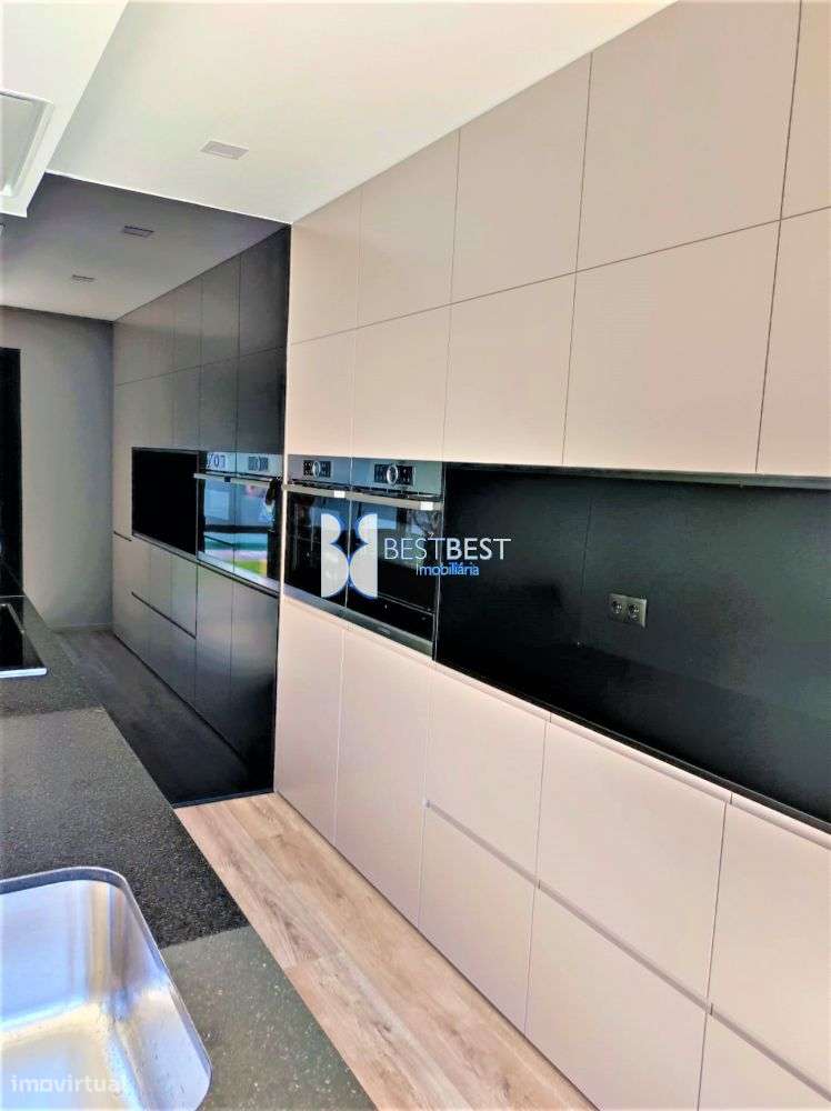 MORADIA DE LUXO T4 EM RIBEIRÃO ,GAVETO A 5 MIN. CENTRO DE FAMALICÃO - Grande imagem: 5/30