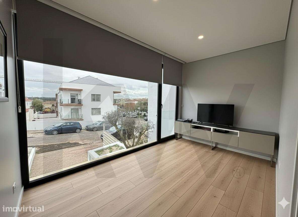 VENDE-SE - Moradia T3+1 - Grande imagem: 5/14