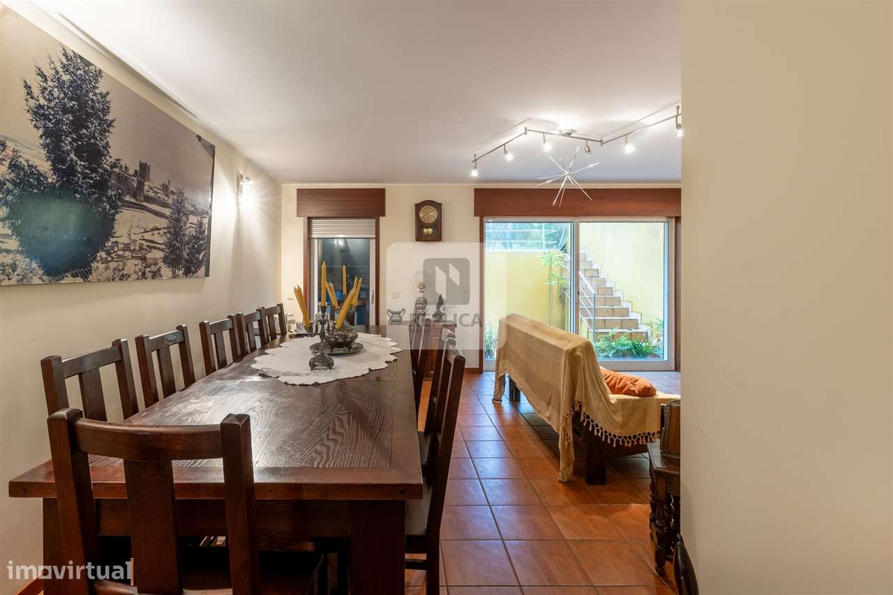 Moradia T5 com jardim e garagem | Senhora da Hora, Matosinhos-49