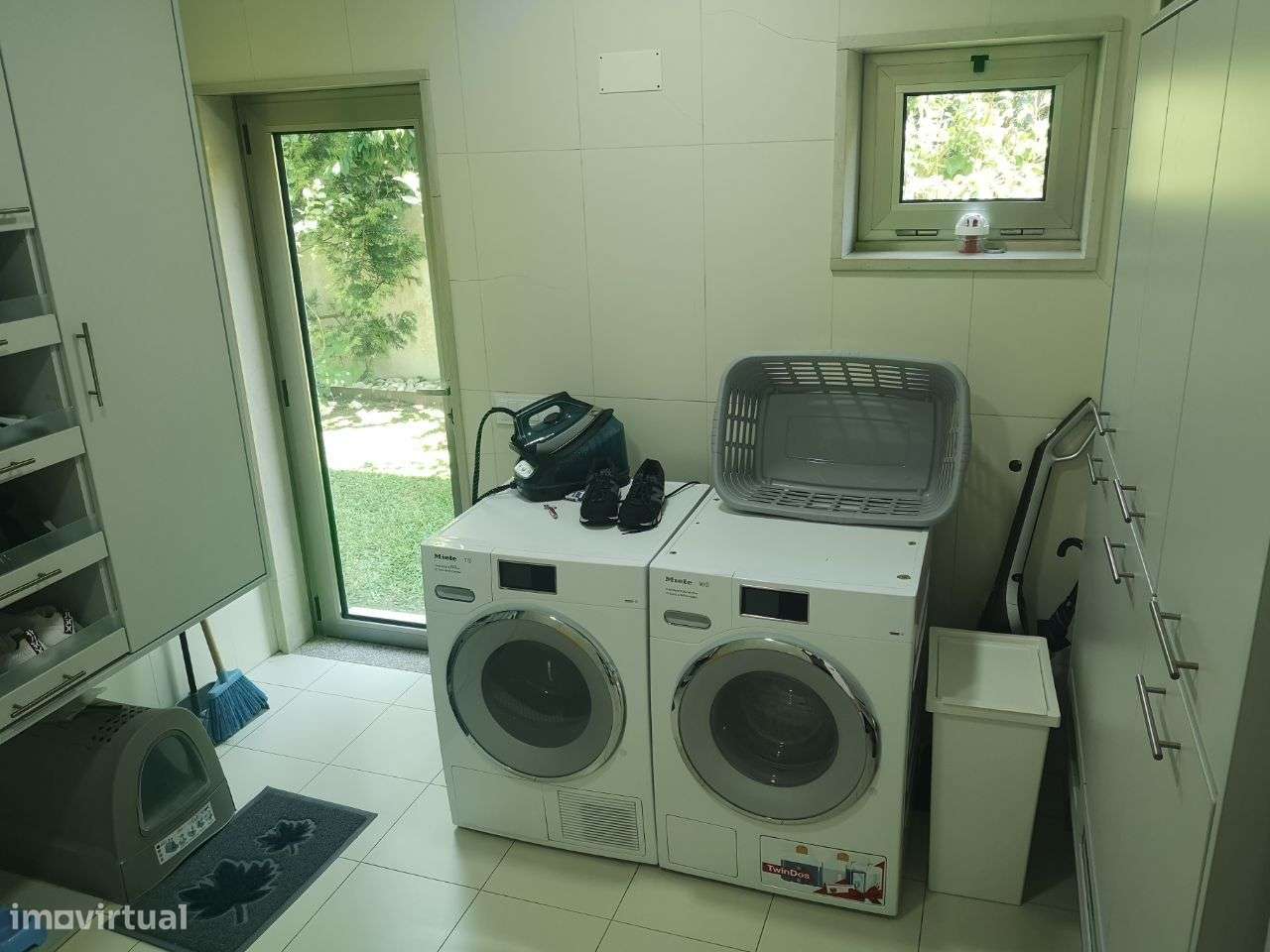 V5 Maia - 4 suites - 4 frentes - Luxo, privacidade e tranquilidade!-8