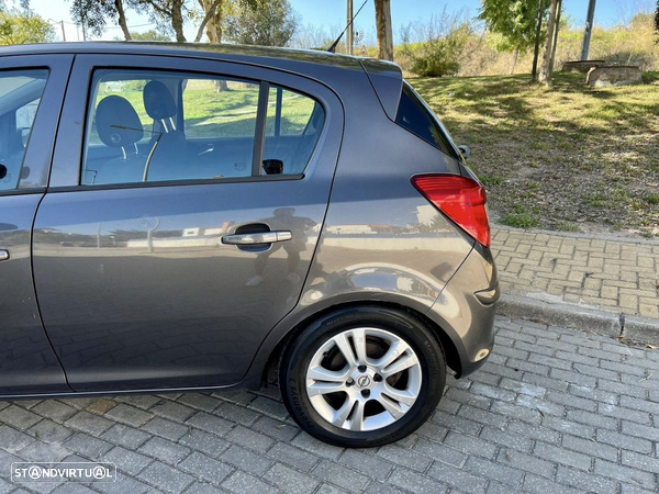 Opel Corsa 1.3 CDTi Enjoy EcoFLEX - 8