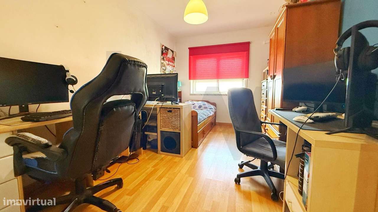 Excelente Apartamento T3 na quinta da marialva– Espaço, Conforto e Lum-14