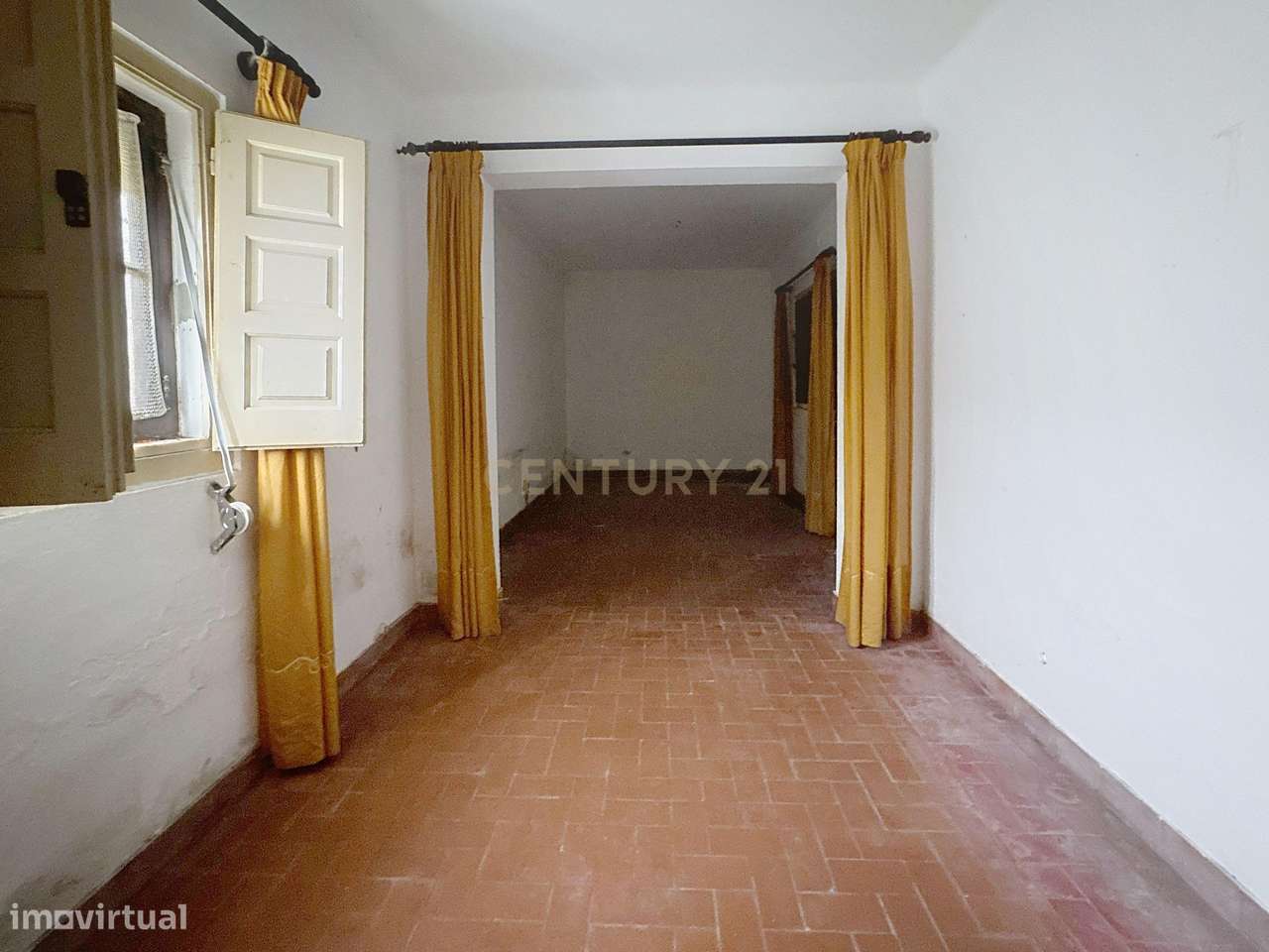 Moradia e Terreno Urbano - Nazaré-7