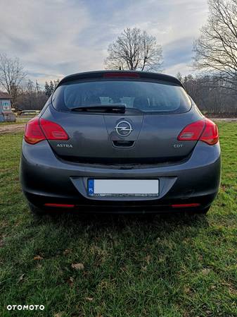 Opel Astra IV 1.7 CDTI Cosmo - 6