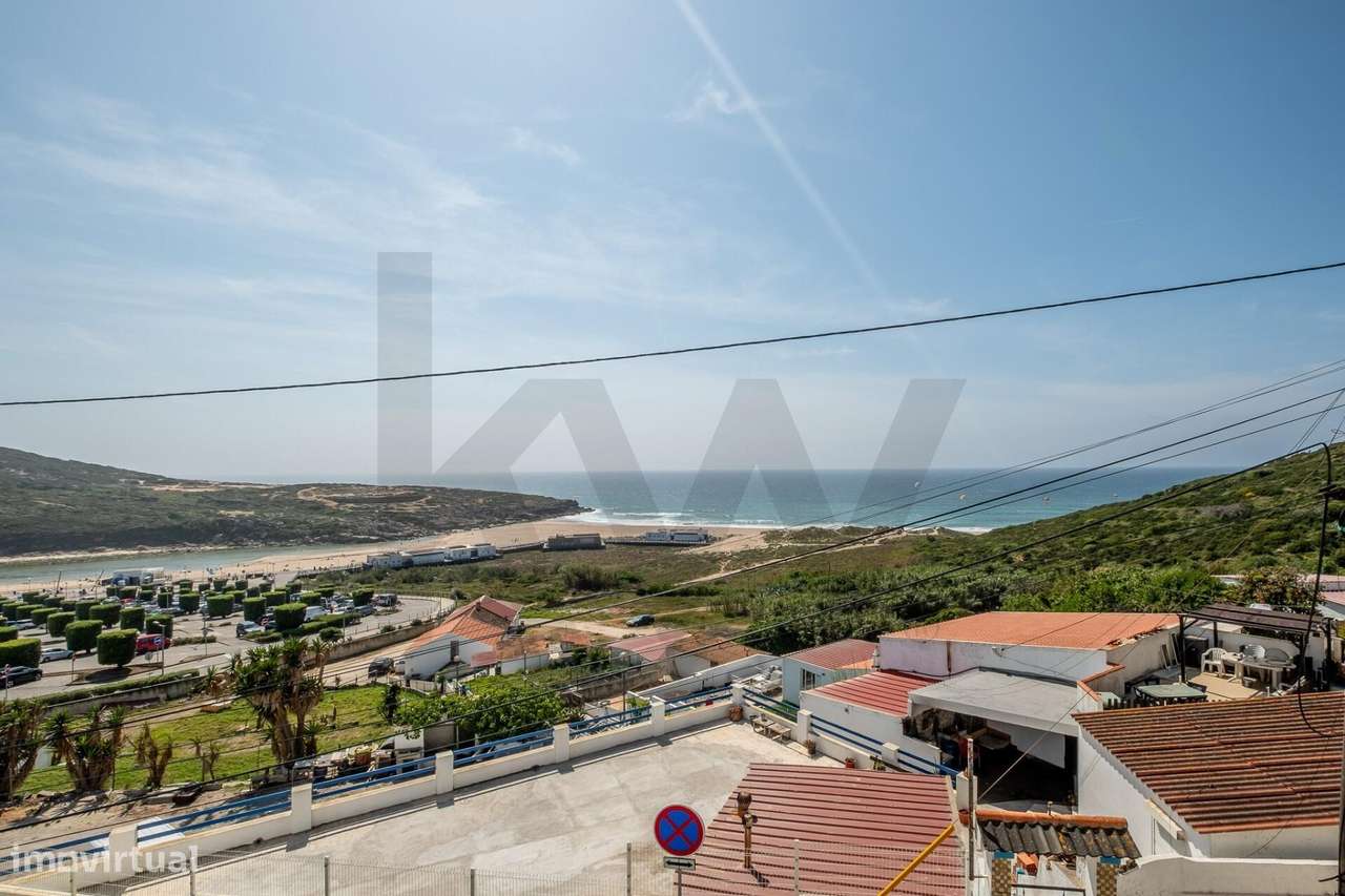 Foz do Lizandro e o Sonho de Viver na Praia | Moradia com Vista Mar e-45