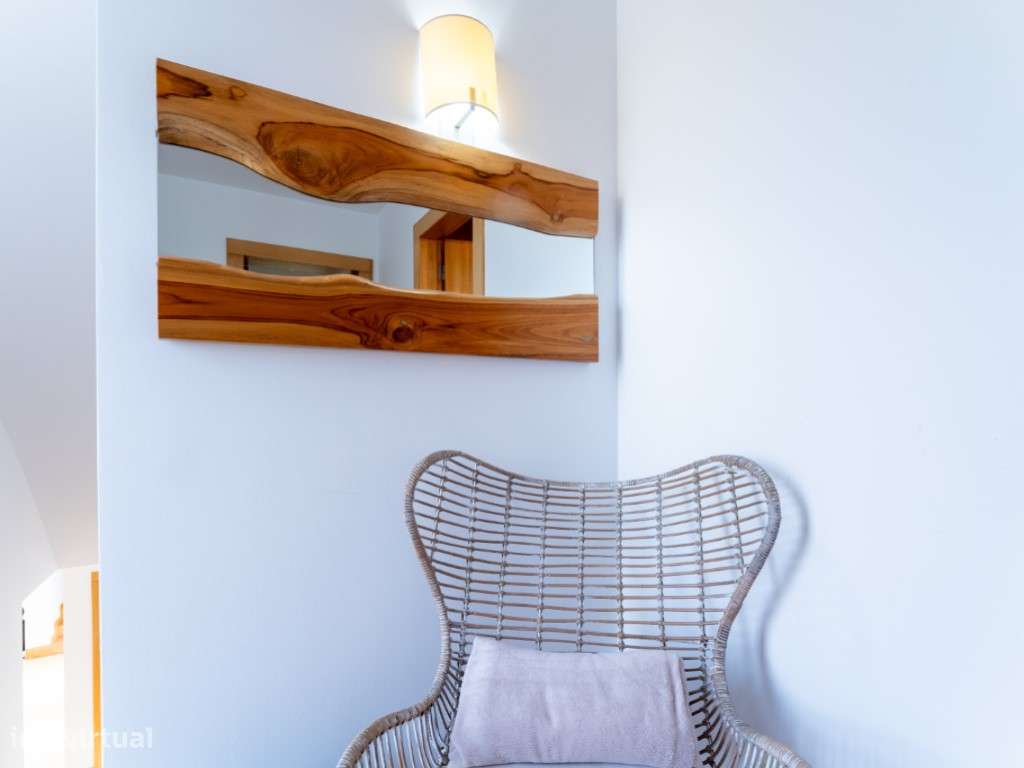 Fantástica moradia situada em Venda Nova- São Martinho do Porto-31