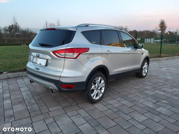 Ford Kuga 2.0 TDCi 4x4 Titanium - 3