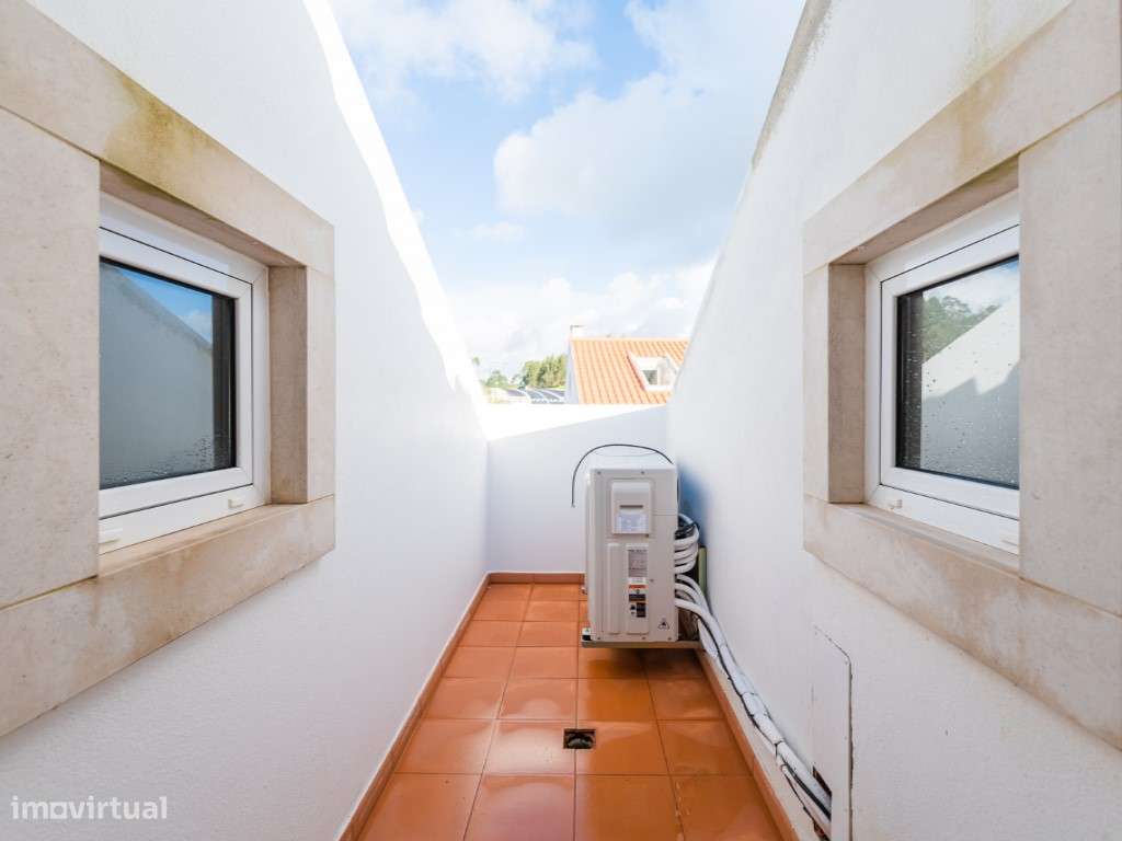 MORADIAS T2+1 e T3+1 GARAGEM E JARDIM, BELAS-49