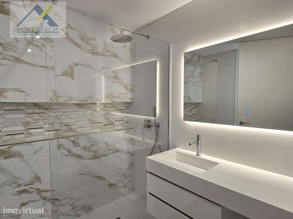 Apartamento T3 Novo com garagem e piscina no Montijo-18