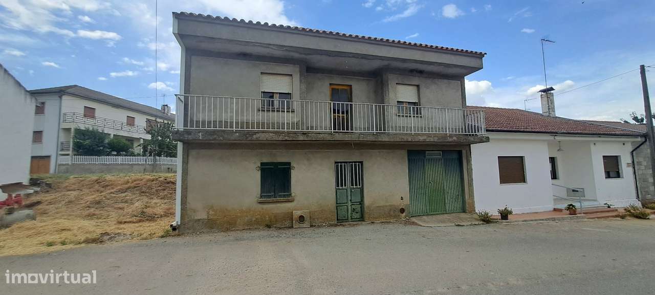 Moradia T3 Venda em Constantim e Cicouro,Miranda do Douro-28
