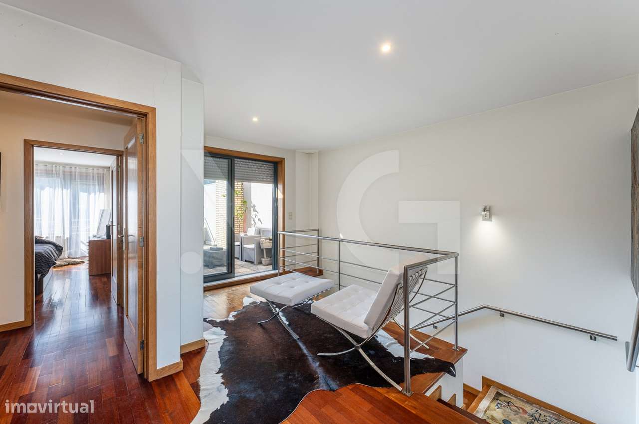 T3 Duplex com Terraço, Vistas Mar e Garagem Fechada na Madalena - Gaia-19