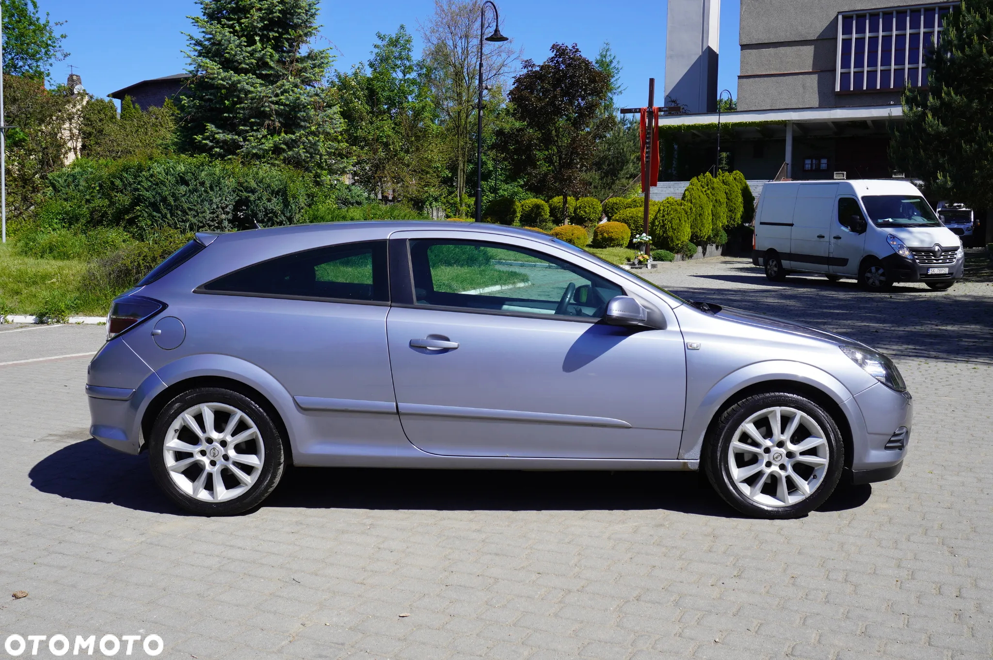 Opel Astra III GTC 1.7 CDTI Enjoy - 26