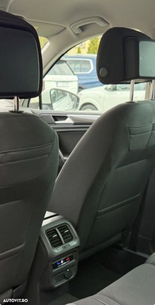 volkswagen tiguan   2 0 tdi 4mot dsg elegance