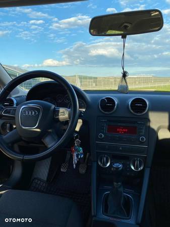 Audi A3 1.6 TDI DPF Ambition - 12