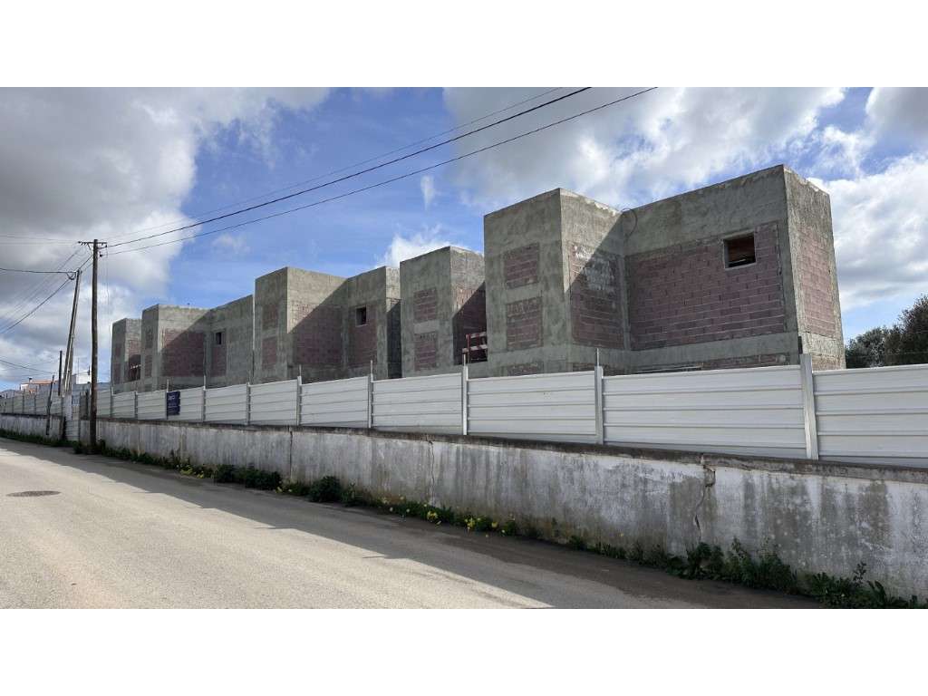 Moradia Geminada T2-9