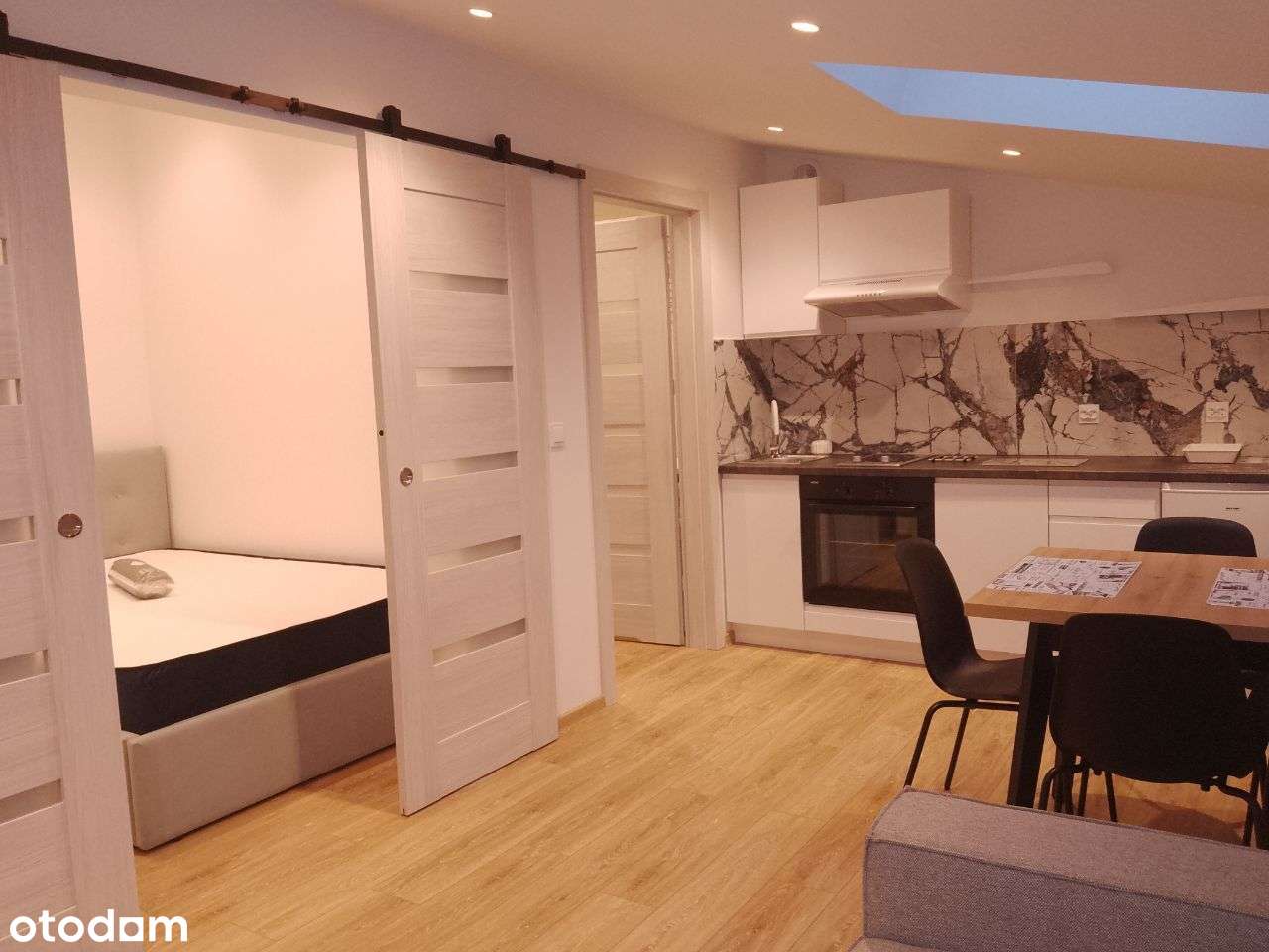 Kawalerka M2 34m2 w centrum - Pełny obrazek: 4/7