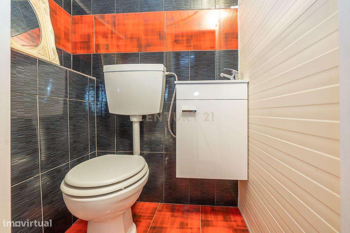 Moradia T2 no Típico Bairro do Quebedo, Charme e Tradicional no Coraçã-21