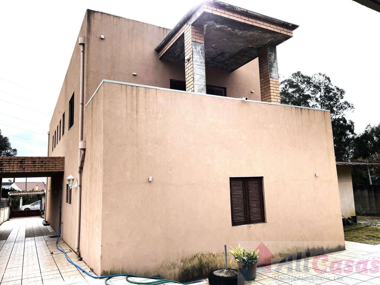 Vivenda Isolada C/ 2.719m2 de Terreno-49