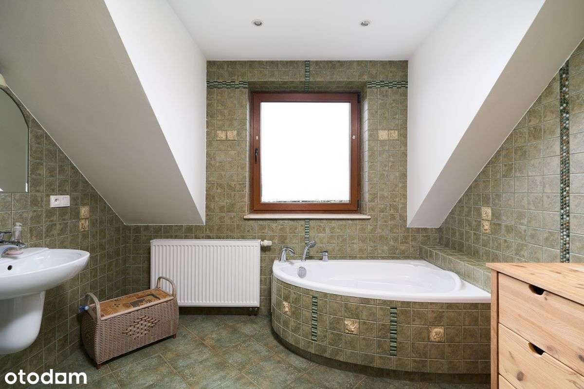 Przestronny, przemyślany dom, Nekielka, duża działka, podwójny garaż.-15