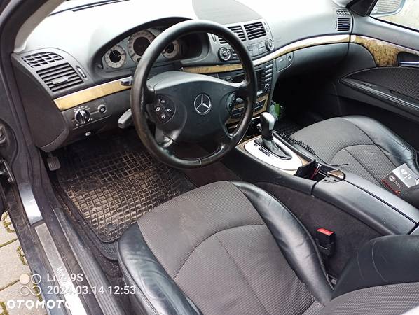 Mercedes-Benz Klasa E 320 CDI T Avantgarde - 10