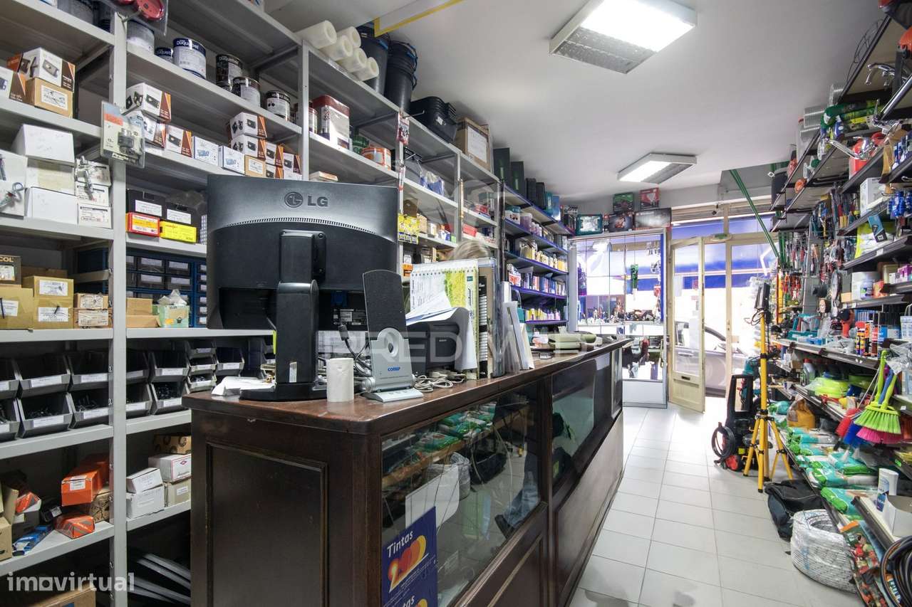 Loja/Drogaria - Grande imagem: 5/6