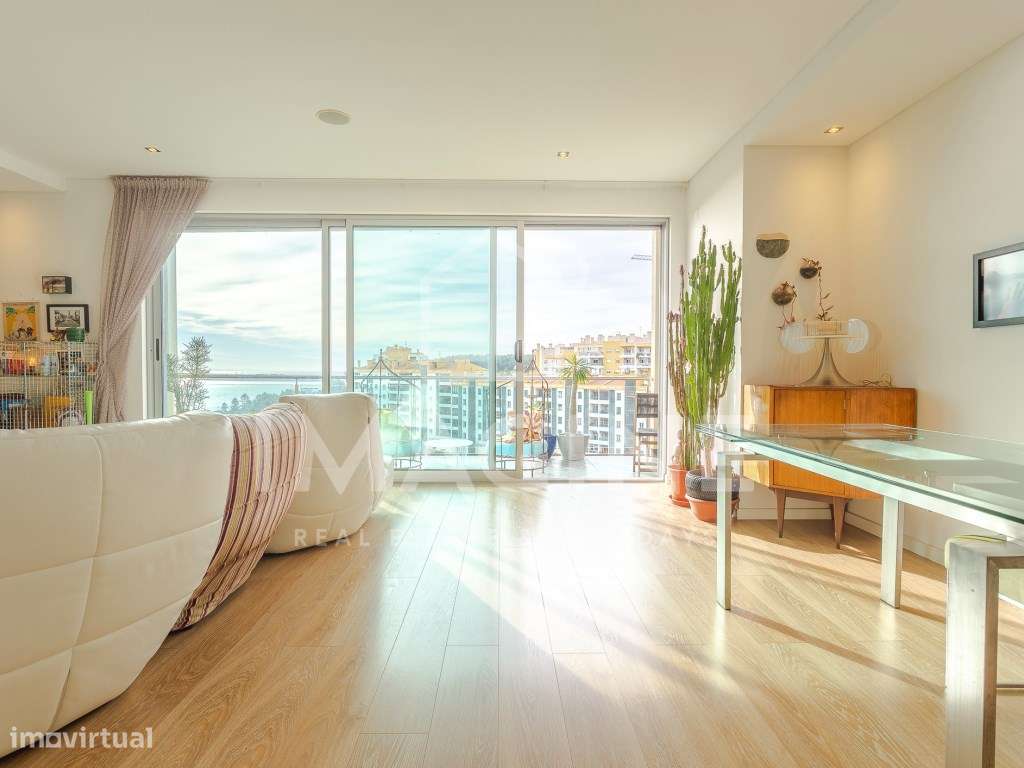 Apartamento T2 (3 assoalhadas) com terraço e magnífica vista para o...-7