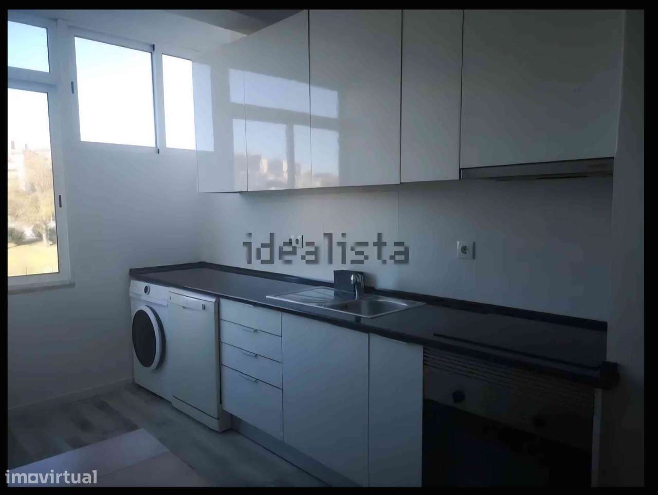 T1 Paço de Arcos renovado - Grande imagem: 2/8