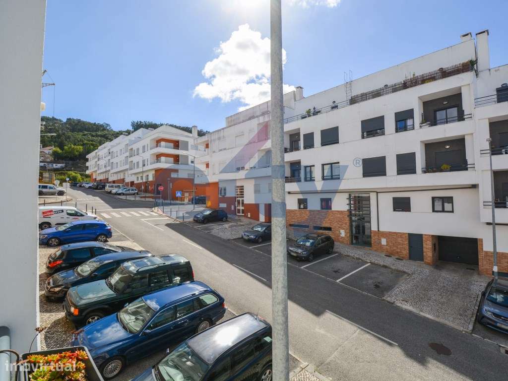 Excelente T2 de 2020 em Loures com Orientação Nascente/Poente e Var...-26
